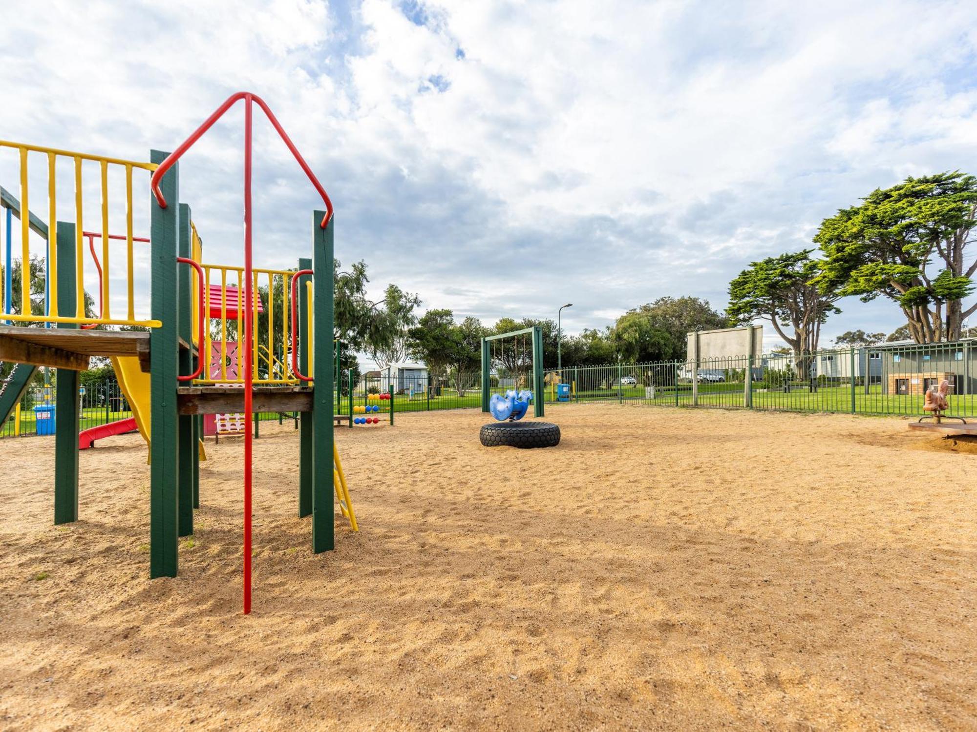Nrma Portland Bay Holiday Park 외부 사진